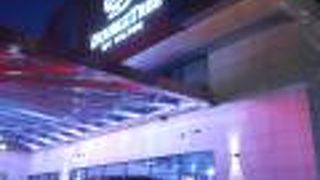 ダブルツリー バイ ヒルトン ホテル アンド カンファレンス センター ワルシャワ