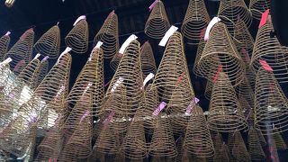 うずまき線香のお寺