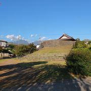 小諸城駅前の広場