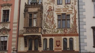 旧市街広場にあります