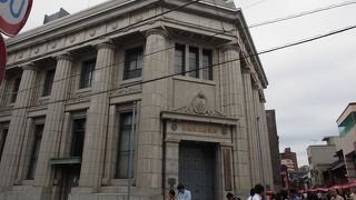 レトロモダンな近代建築