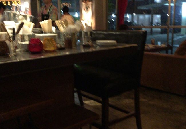 フランドチキンとワイン