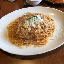 ナポリタンです。あっさりしていました。