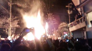 現地までの往復、見物ともに非常に時間を要します