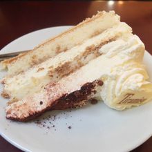 ティラミス味のケーキ。