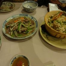 炒め物と土鍋ご飯