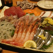 コースの最初に出てくる、新鮮なお造りの盛り合わせ！