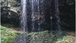 名水１００選　岩井滝