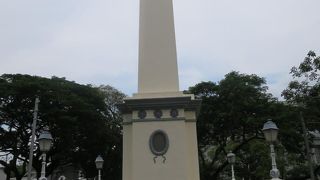 アジア文明博物館に行くなら見ても良いクラスの記念碑