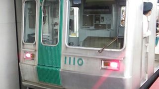 自動放送ではやたら「駆け込み乗車禁止」と叫ばれます