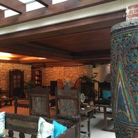 喫煙所はフロント横の1階にあります