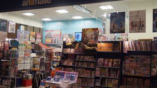 空港でのアニメショップ