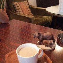 お会計は、各テーブルに置かれる動物の置物を持って行く。