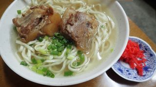 宮古そば専門店　いなか (農連市場店)