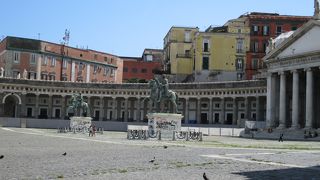 歴史的建造物です