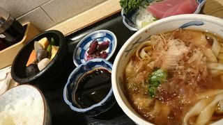 名古屋名物きしめんのお店!!