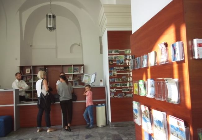 観光案内所 (ザモシチ)