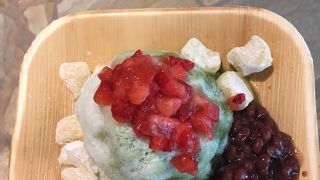 ワイキキにやっとできたシェイブアイス