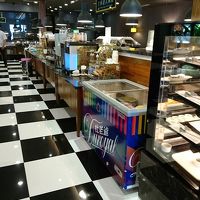 1Ｆ朝食レストラン（昼間の風景）