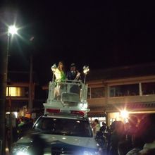 DJポリスは女子！　何も面白いことは言わない。いや言えない