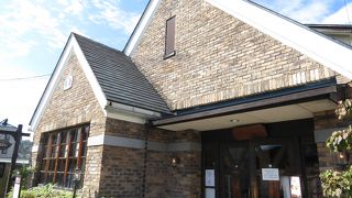 有名なパン屋さん。