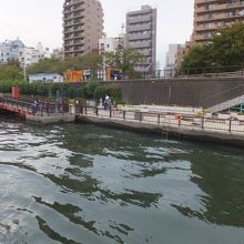 浅草桟橋です。両国桟橋とは反対岸にあるので船が反転します。