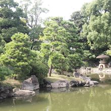 小さな庭園