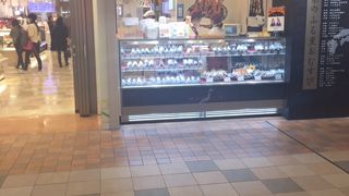 エキュート内にある早くて美味しいおにぎり屋さん