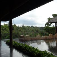 ウブドらしいロビーです