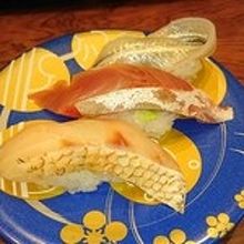 近海の魚も楽しみの一つ