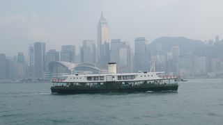 香港らしい風景が見られる穏やかな湾！