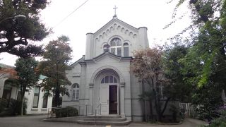 ステンドグラスは息を飲むほど素晴らしい！