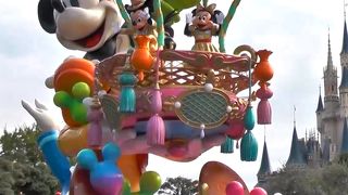 座って見るならお早めに！