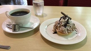 １階にある喫茶店