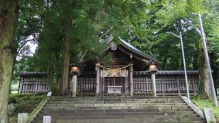 本宮よりもシンプルで原始的な雰囲気