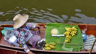 観光客向けの施設と割切って楽しむしかないです