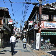 雰囲気のある商店街