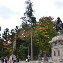 騎馬像だーその３