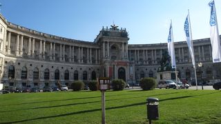 広すぎて全部見るのは無理でした。