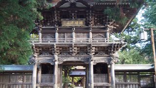 五百羅漢で有名