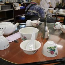 画面中央が洗杯用の器です