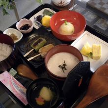 瑞石膳　税込2,300円。玉子焼きはサービスです