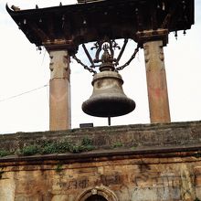 大きな鐘
