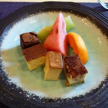 デザート盛り合わせ