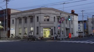 味わい深い建物