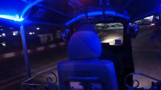 強気の交渉で安く乗る・・が、景色はみれない