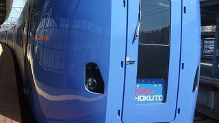 さわやかなブルーの車両！