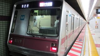 地下鉄で渋谷へ行く時利用しています