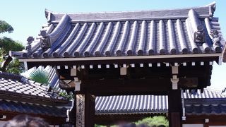 毎年11月3日　伊藤若冲の襖絵が見学できます