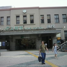 あゝ上野駅 歌碑は 上野駅の広小路口の前にある碑です By さいたま あゝ上野駅 歌碑のクチコミ フォートラベル あゝ上野駅 歌碑は 上野駅の広小路口の前にある碑です By さいたま あゝ上野駅 歌碑のクチコミ フォートラベル